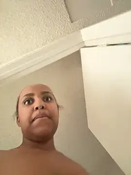 Snapshot of Jayhoney25 chatting on March 4, 2025, 9:54 pm Jayhoney25 online show from March 4, 2025, 9:54 pm