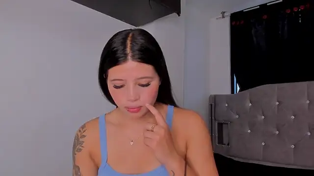 game with lesbians  online show from January 7, 2026, 11:26 am