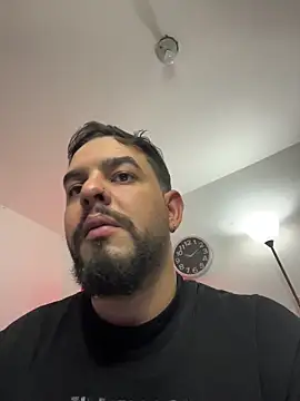 Ethan Castellano online show from October 26, 2025, 9:15 pm