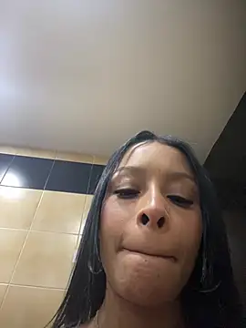 natali henao online show from March 10, 2025, 11:27 pm