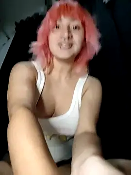 sadnessgyall online show from September 12, 2025, 2:44 am