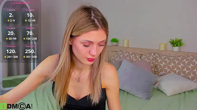 Snapshot of Cherry_Price chatting on February 5, 2026, 8:48 pm Cherry Price online show from February 5, 2026, 8:48 pm