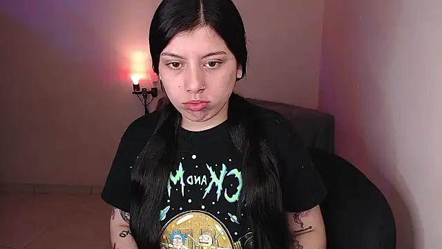 Snapshot of iam_emy chatting on January 12, 2026, 7:04 am iam emy online show from January 12, 2026, 7:04 am