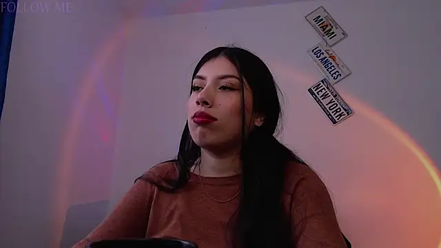 Snapshot of iam_emy chatting on March 19, 2025, 7:38 pm iam emy online show from March 19, 2025, 7:38 pm