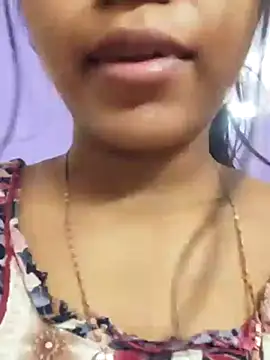 Snapshot of Sania-Love chatting on February 23, 2025, 8:11 pm Sania-Love online show from February 23, 2025, 8:11 pm