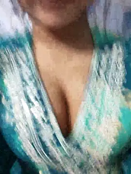 Snapshot of Sania-Love chatting on February 20, 2026, 5:37 pm Sania-Love online show from February 20, 2026, 5:37 pm