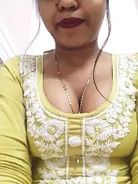 Snapshot of Sania-Love chatting on February 27, 2025, 9:14 pm Sania-Love online show from February 27, 2025, 9:14 pm