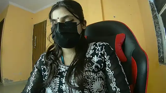 callmeshreya online show from March 29, 2026, 7:32 am