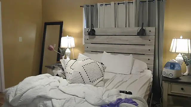 Snapshot of TexasTattooedHouseWife chatting on March 21, 2025, 3:13 pm TexasTattooedHouseWife online show from March 21, 2025, 3:13 pm
