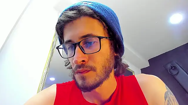 Snapshot of Loggan_donnelly chatting on March 17, 2025, 11:24 pm Loggan donnelly online show from March 17, 2025, 11:24 pm