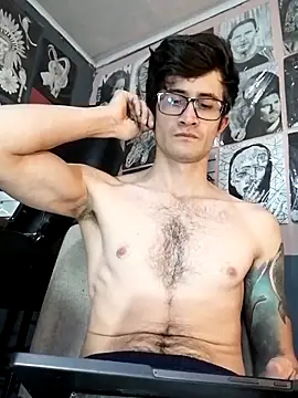 Loggan donnelly online show from February 16, 2026, 7:56 pm