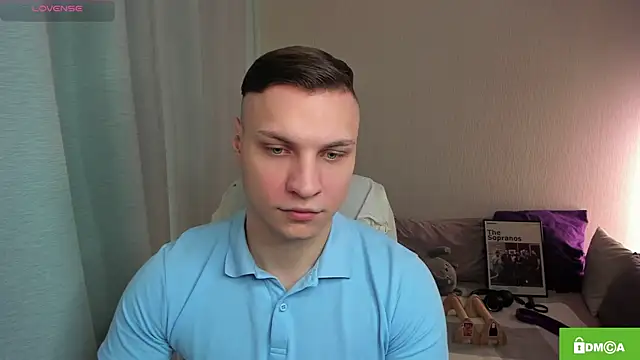 handsome guy01 online show from April 14, 2026, 11:48 am