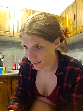 Lenchen  online show from March 25, 2026, 9:03 pm