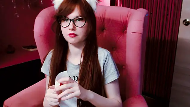 CarolGiggly online show from December 1, 2024, 9:31 pm