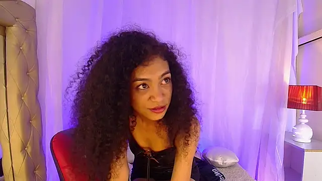 Snapshot of Aurora_ath chatting on February 3, 2026, 6:51 am Aurora ath online show from February 3, 2026, 6:51 am