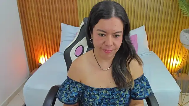 Snapshot of nahia_13 chatting on March 7, 2025, 4:11 pm nahia 13 online show from March 7, 2025, 4:11 pm