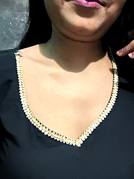 NEETU-89 online show from October 20, 2025, 7:42 am