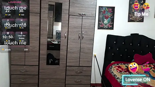 samael1107 online show from April 18, 2026, 7:58 pm