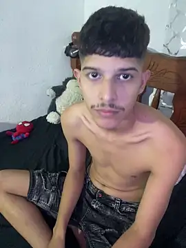 LiamGadiell online show from April 19, 2026, 12:33 am