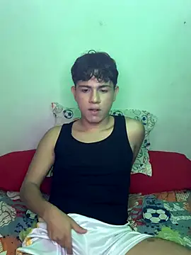 Snapshot of neit04 chatting on October 10, 2025, 10:10 pm neit04 online show from October 10, 2025, 10:10 pm