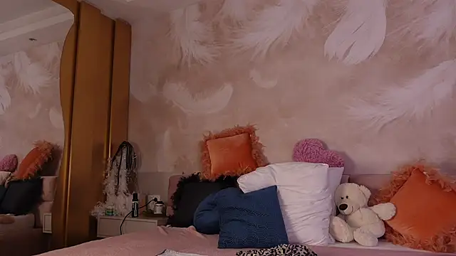 Snapshot of JullyBlair chatting on April 24, 2026, 4:25 am JullyBlair online show from April 24, 2026, 4:25 am