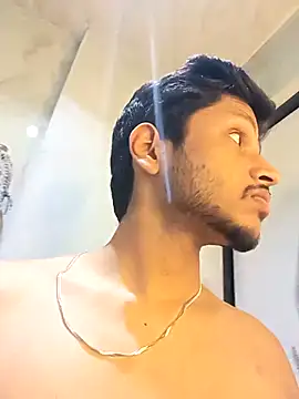 skinnyyyyyyyyy online show from November 14, 2025, 4:27 am