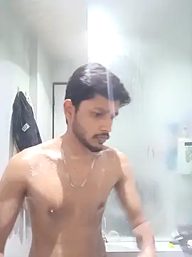 skinnyyyyyyyyy online show from October 31, 2025, 4:42 am