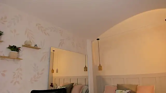 MartinaGuzmann online show from February 3, 2026, 12:32 am