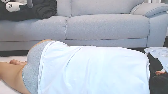 Snapshot of nmnk_CH chatting on October 11, 2025, 1:39 am nmnk CH online show from October 11, 2025, 1:39 am