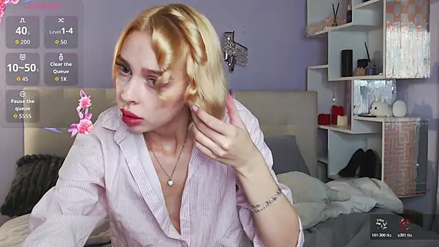 White Lioness online show from October 23, 2025, 2:16 pm