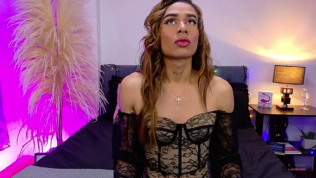 Rouse Hilton online show from November 12, 2025, 10:57 pm