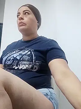 Snapshot of _Prinscarlet_ chatting on February 8, 2026, 2:20 am Prinscarlet online show from February 8, 2026, 2:20 am