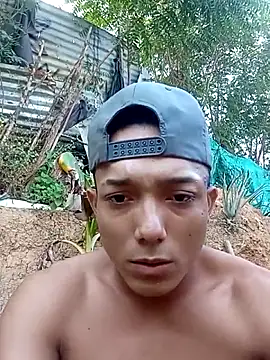 tayson  online show from November 22, 2025, 12:48 pm