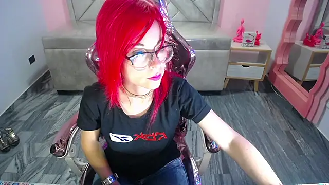 abril ch  online show from November 27, 2025, 10:48 am