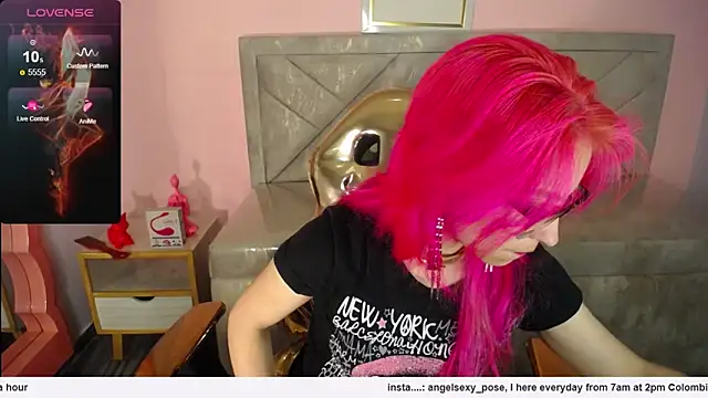 abril ch  online show from February 9, 2026, 12:36 pm