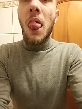 hoot denis28 online show from December 26, 2024, 2:16 pm