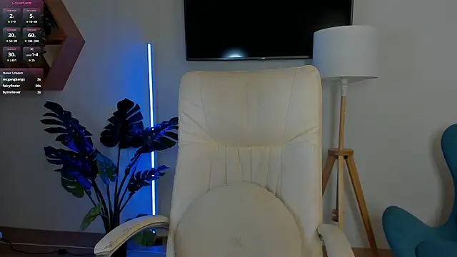 Hailey Green online show from October 13, 2025, 8:54 pm