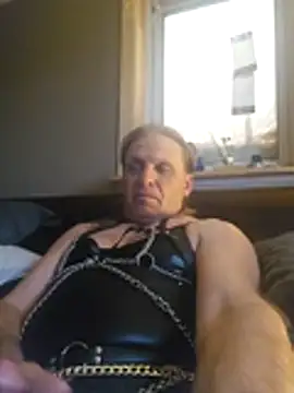 Snapshot of Jamixxxdress77 chatting on February 17, 2026, 4:48 pm Jamixxxdress77 online show from February 17, 2026, 4:48 pm