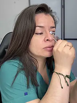 NATHALIA-28  online show from March 17, 2026, 11:57 am