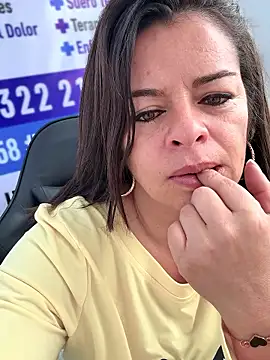 NATHALIA-28  online show from January 11, 2026, 1:07 pm