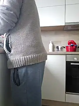 Snapshot of lapa525 chatting on December 10, 2024, 9:33 am lapa525 online show from December 10, 2024, 9:33 am