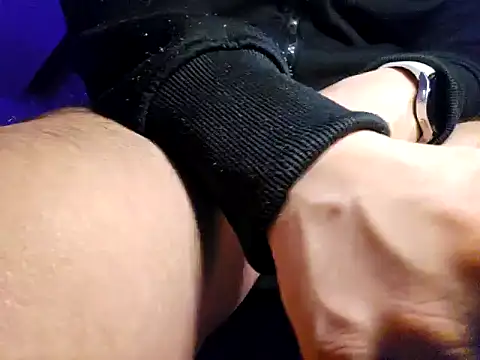 Snapshot of lapa525 chatting on January 1, 2025, 11:29 pm lapa525 online show from January 1, 2025, 11:29 pm