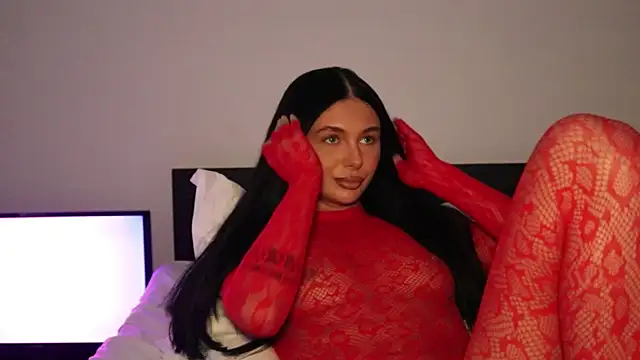 Snapshot of IvyKaelani chatting on April 28, 2026, 11:25 am IvyKaelani online show from April 28, 2026, 11:25 am