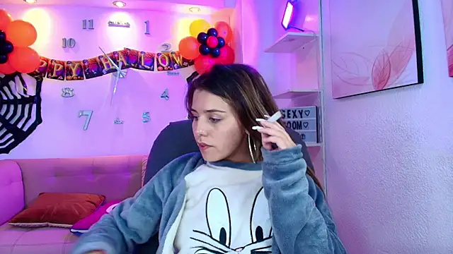 1Sloppy Fox4 online show from October 24, 2025, 8:57 am