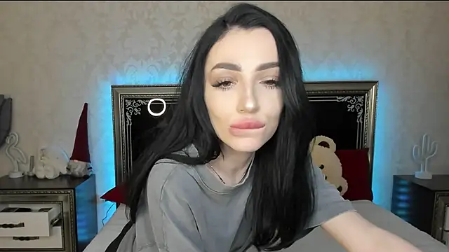 NancyLovee  online show from March 18, 2025, 11:42 pm