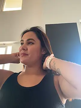 Snapshot of LexyRobert chatting on October 6, 2025, 9:26 pm LexyRobert online show from October 6, 2025, 9:26 pm