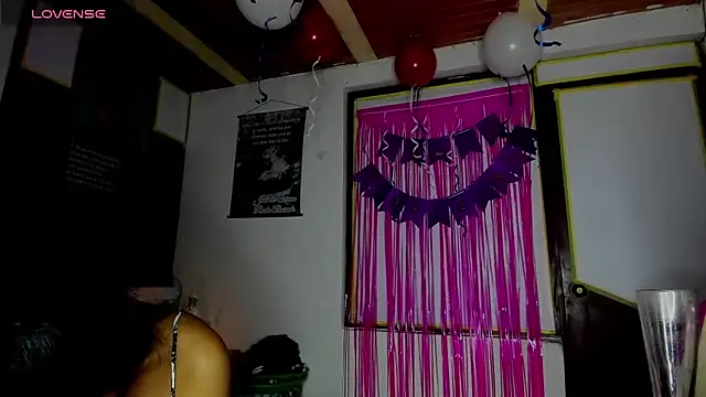 Snapshot of Nenita_Hot_ chatting on September 25, 2025, 3:56 am Nenita Hot online show from September 25, 2025, 3:56 am