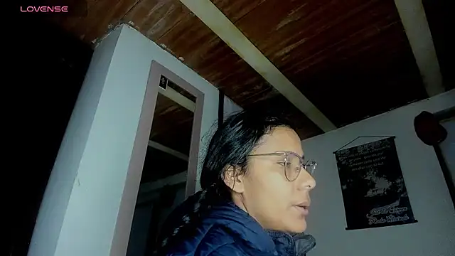 Snapshot of Nenita_Hot_ chatting on October 5, 2025, 7:10 am Nenita Hot online show from October 5, 2025, 7:10 am