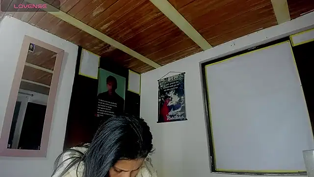 Snapshot of Nenita_Hot_ chatting on September 27, 2025, 9:54 pm Nenita Hot online show from September 27, 2025, 9:54 pm