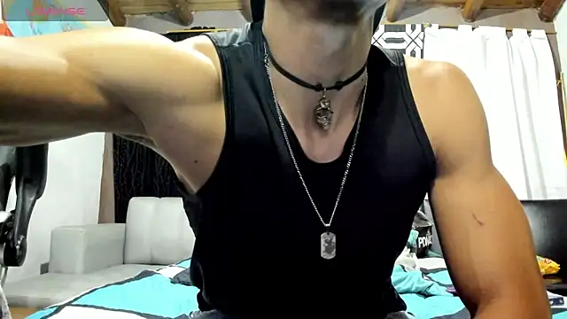 Snapshot of MikeRose94 chatting on May 24, 2026, 12:21 am MikeRose94 online show from May 24, 2026, 12:21 am
